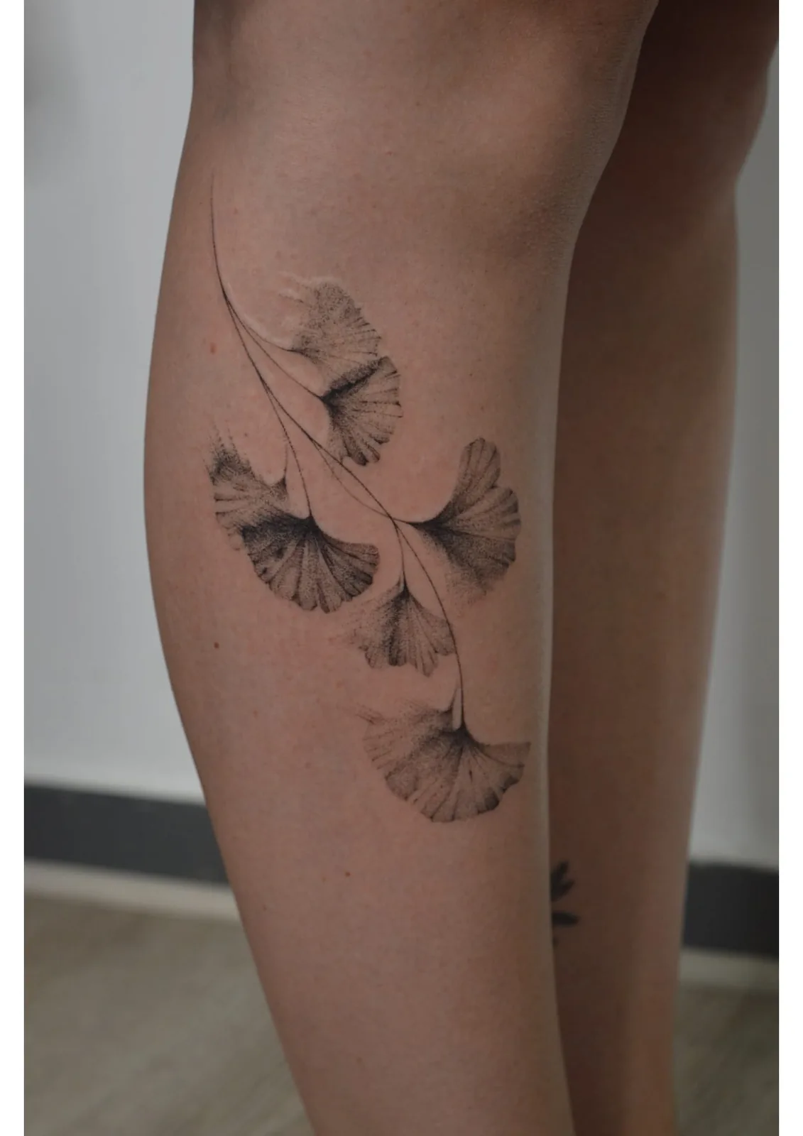 Tatuaje estilo Botánico - ejemplo 6 en Trato Tattoo Estudio Valencia