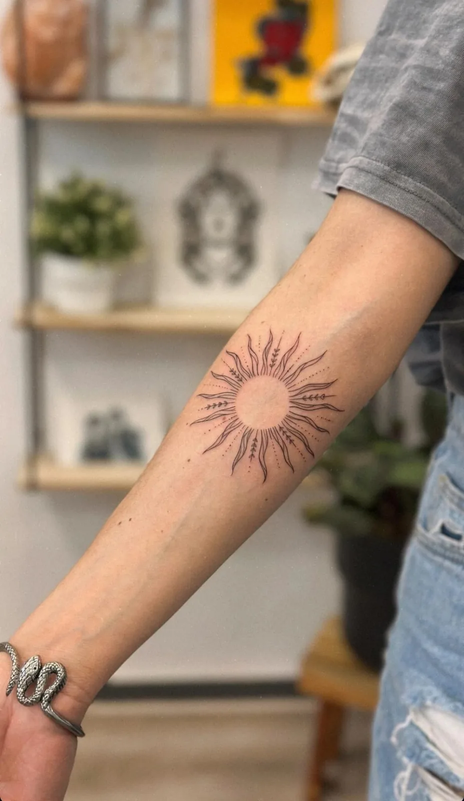 Tatuaje estilo Fineline - ejemplo 11 en Trato Tattoo Estudio Valencia