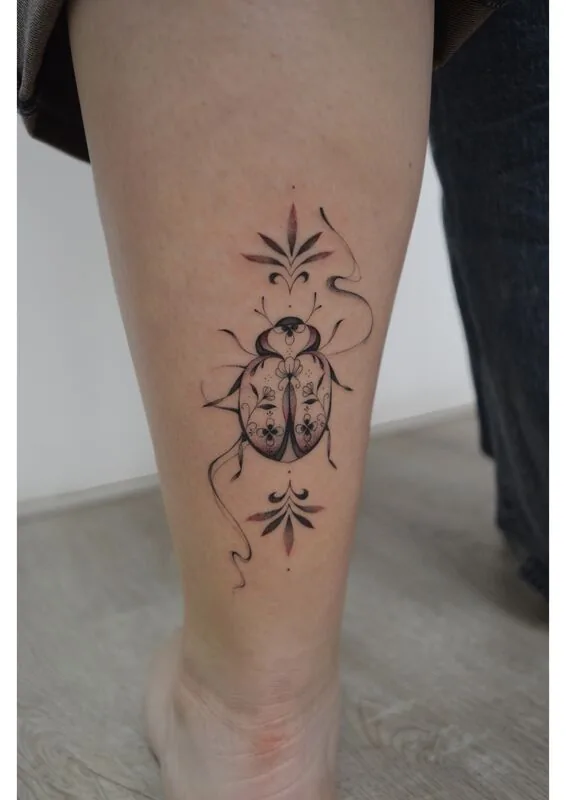 Tatuaje estilo Ilustrativo - ejemplo 4 en Trato Tattoo Estudio Valencia