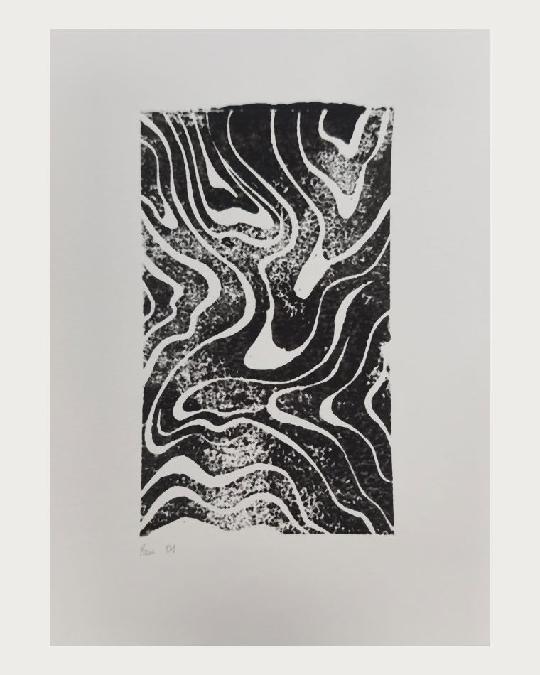 Linograbado abstracto de ondas y vetas en tinta negra, primera estampación numerada